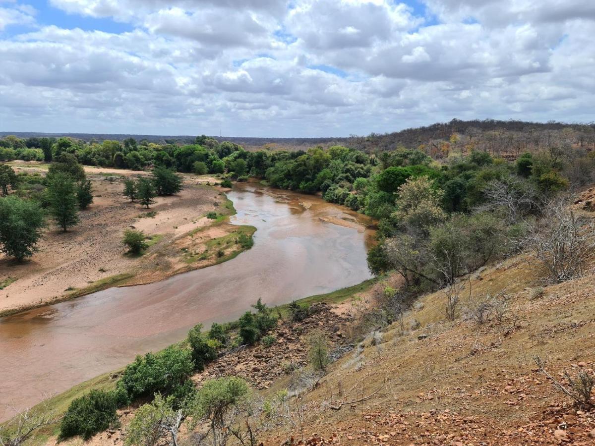 Nthakeni Bush & River Camp Pafuri Gate Exterior photo