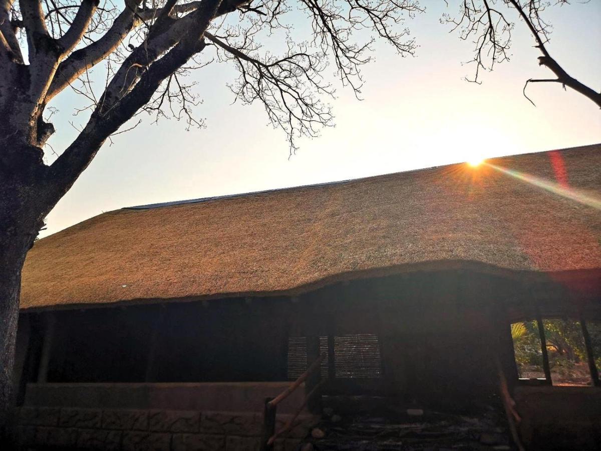Nthakeni Bush & River Camp Pafuri Gate Exterior photo