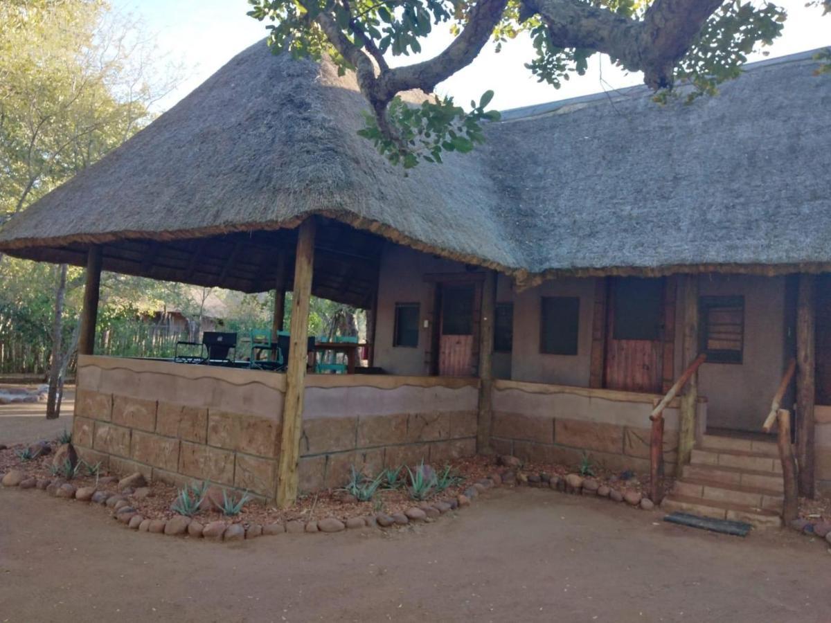 Nthakeni Bush & River Camp Pafuri Gate Exterior photo