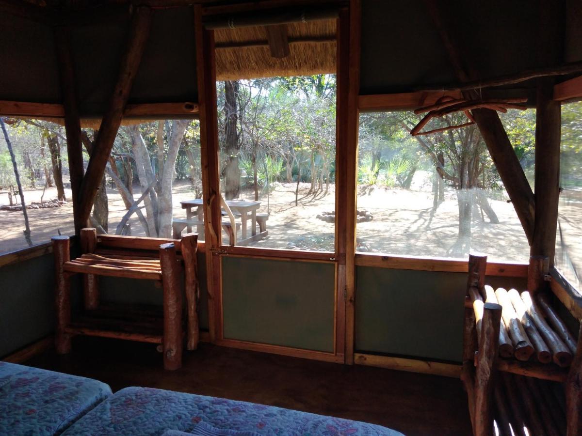 Nthakeni Bush & River Camp Pafuri Gate Exterior photo